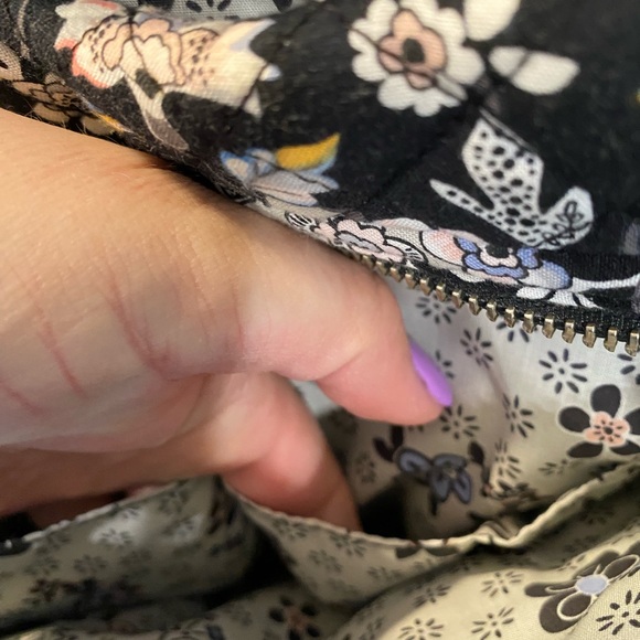 Black Floral Vera Bradley Crossbody - Picture 7 of 12